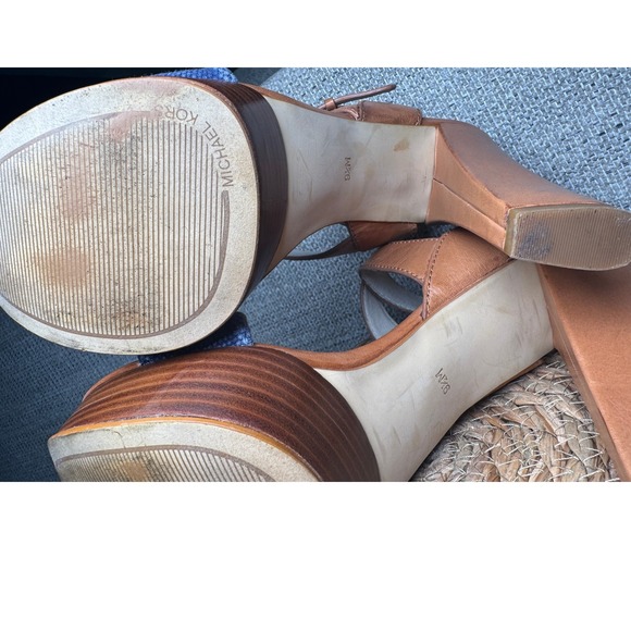Michael Kors Leather & Canvas Platform Heels Size 9.5M Tan Blue Crisscross Strap - Picture 8 of 10